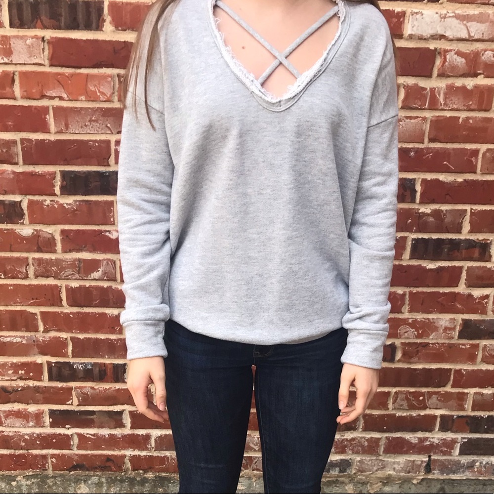 SWEATSHIRT